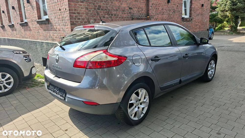 Renault Megane 1.6 16V 100 TomTom Edition - 6