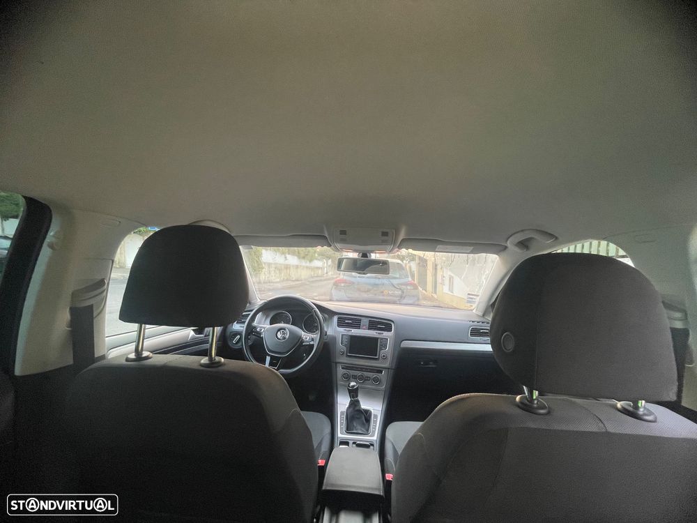 VW Golf Variant 1.6 TDi BlueMotion Confortline - 4