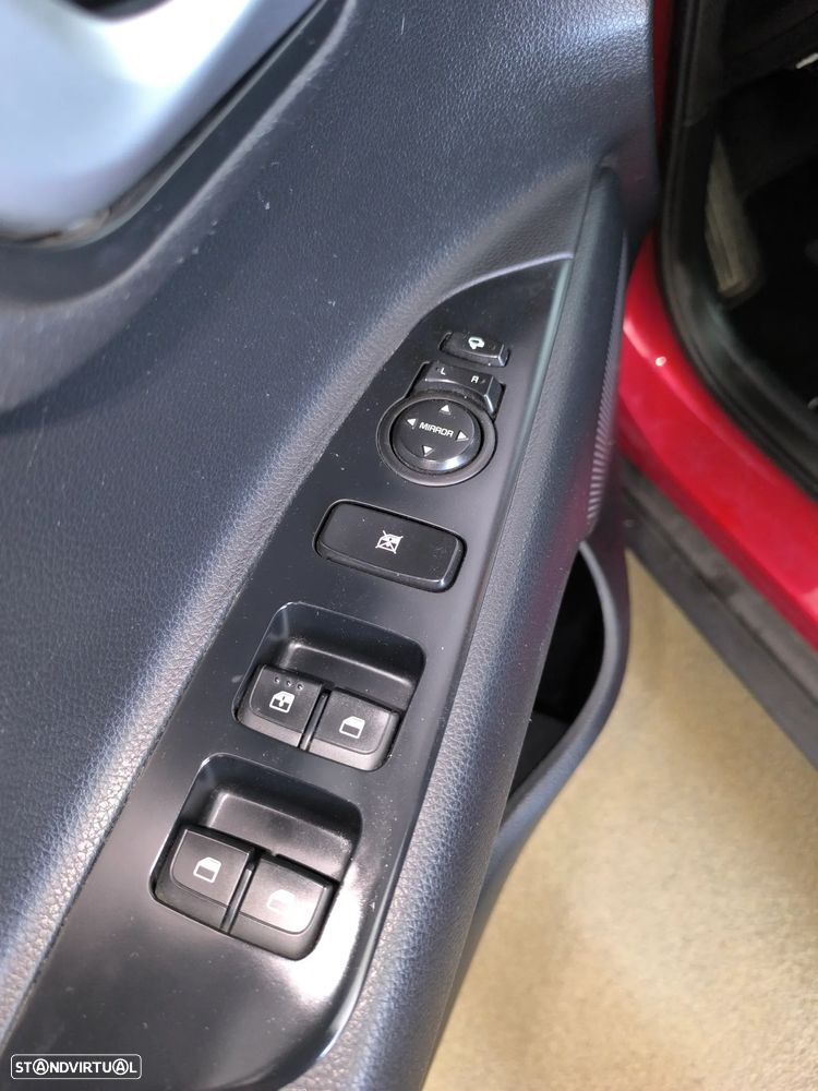 Kia Stonic 1.0 T-GDI Drive - 14