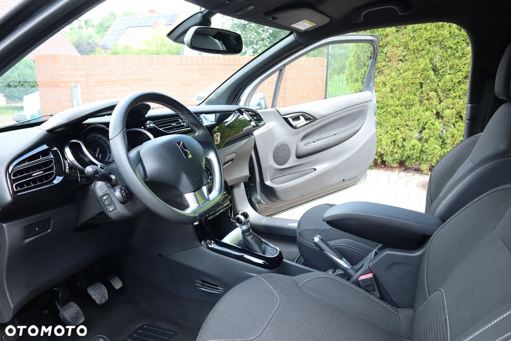 Citroën DS3 PureTech 82 SoChic - 10