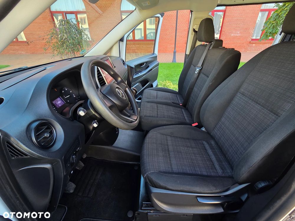 Mercedes-Benz Vito - 38