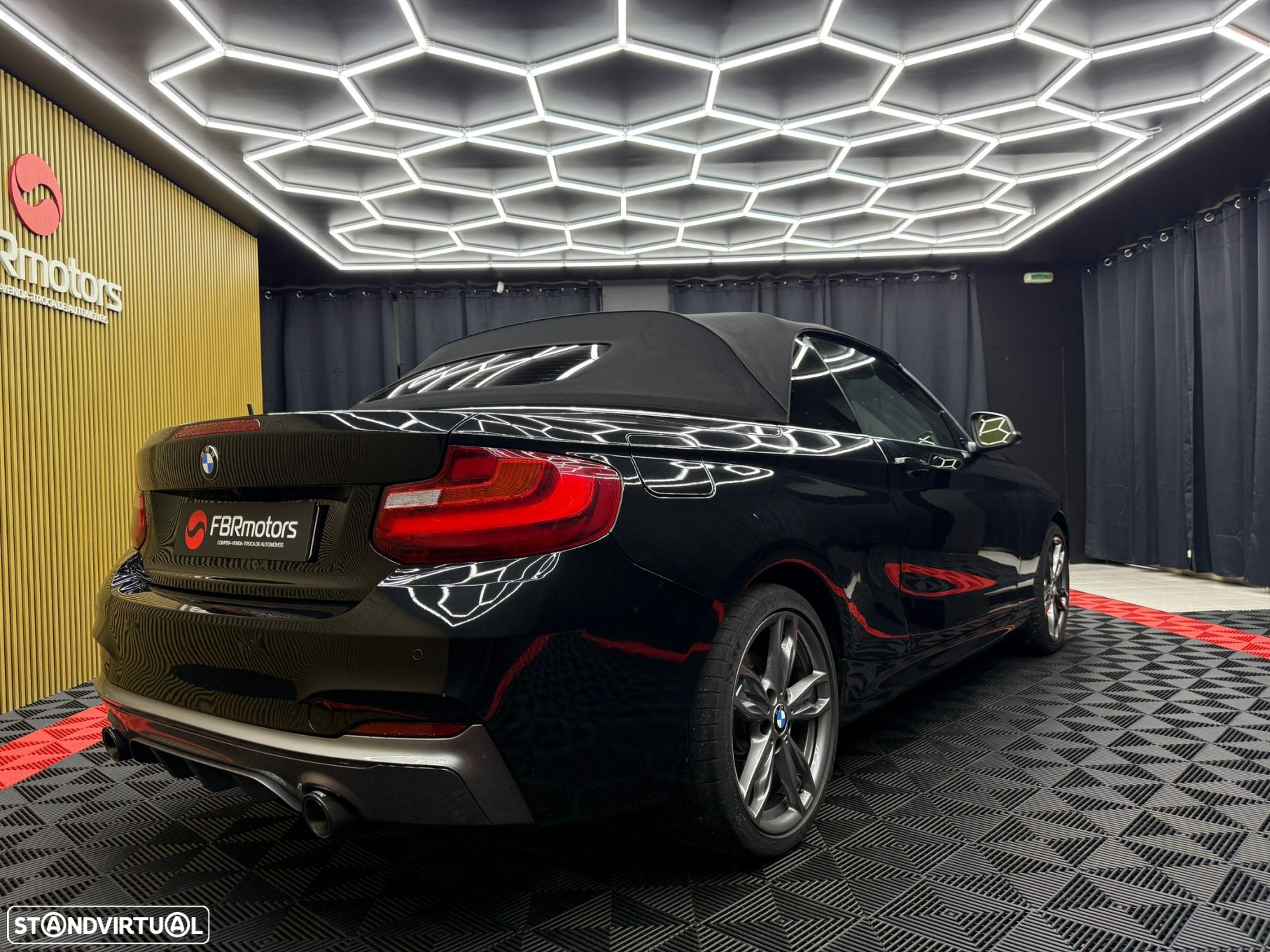 BMW 220 d Cabrio Pack M Auto - 12