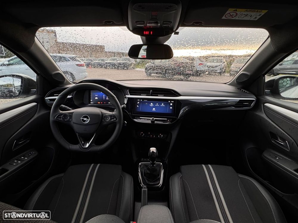 Opel Corsa 1.2 T GS - 10