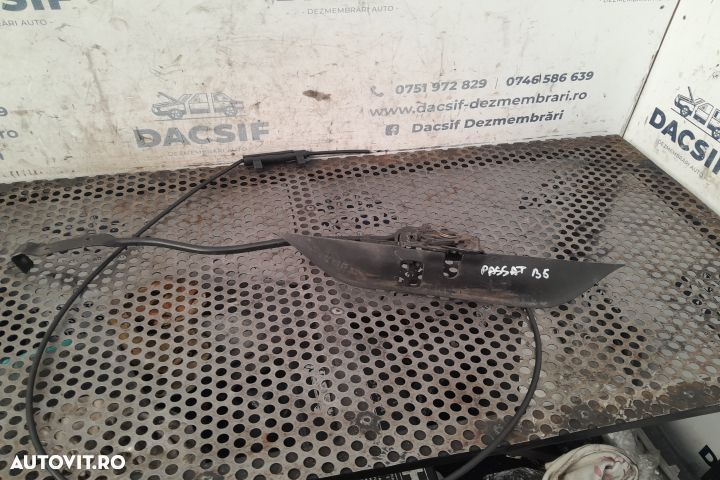 Broasca capota motor 3B0823603C Volkswagen VW Passat B6  [din 2005 pana  2010] wagon 5-usi 1.9 TDI - 6