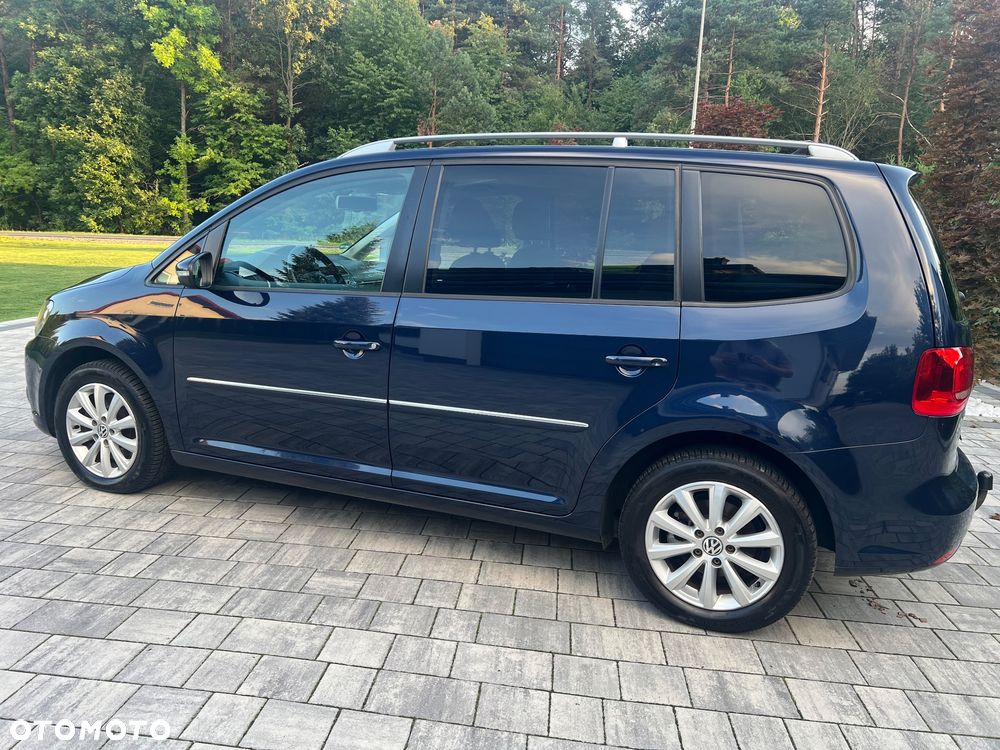 Volkswagen Touran 2.0 TDI Highline - 14