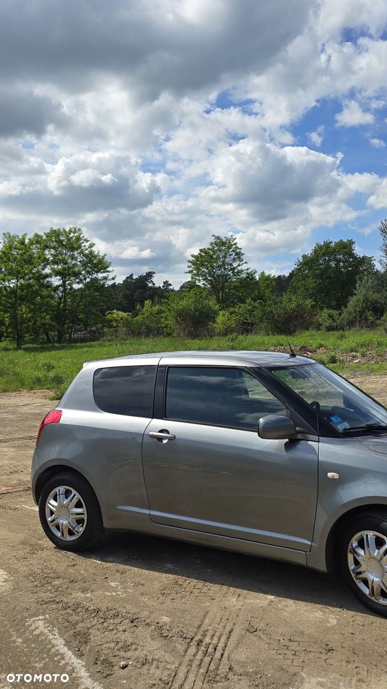 Suzuki Swift 1.3 GLX / Comfort - 4