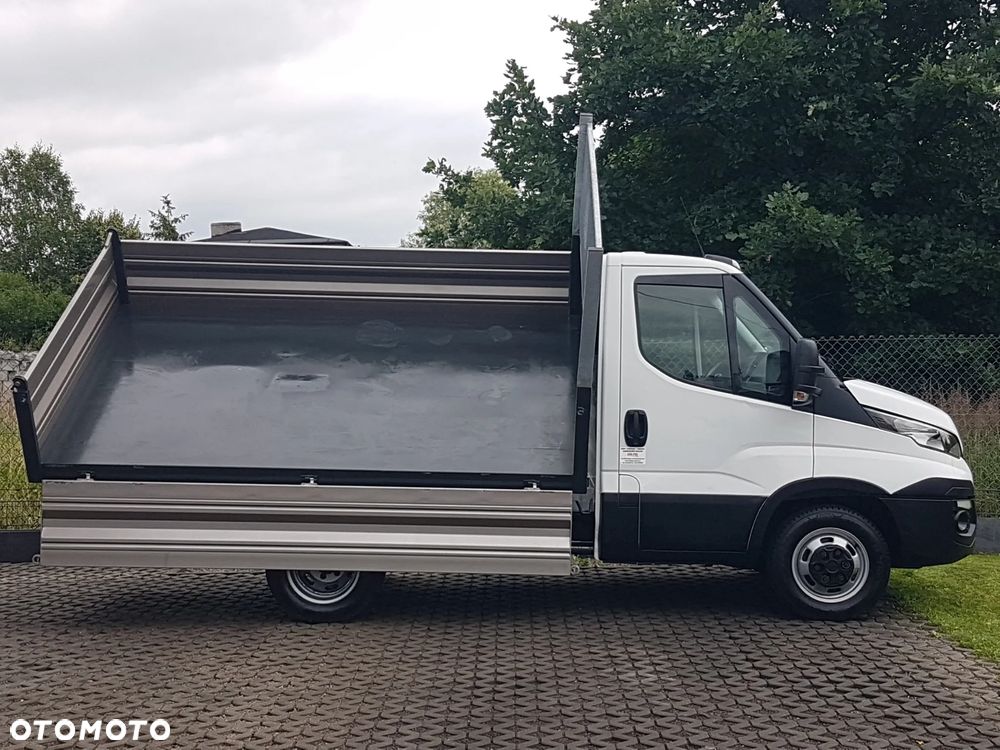 Iveco 35C15 WYWROTKA 3 STRONNA KIPER 3,20x2,06 BLIŹNIAKI KLIMA MANUAL 6-BIEGÓW HAK - 13