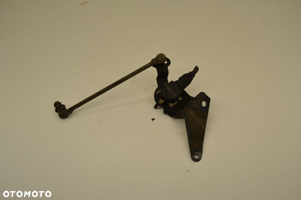 Czujnik poziomowania świateł przód Lexus GS 300 430 450 mk3 - 2