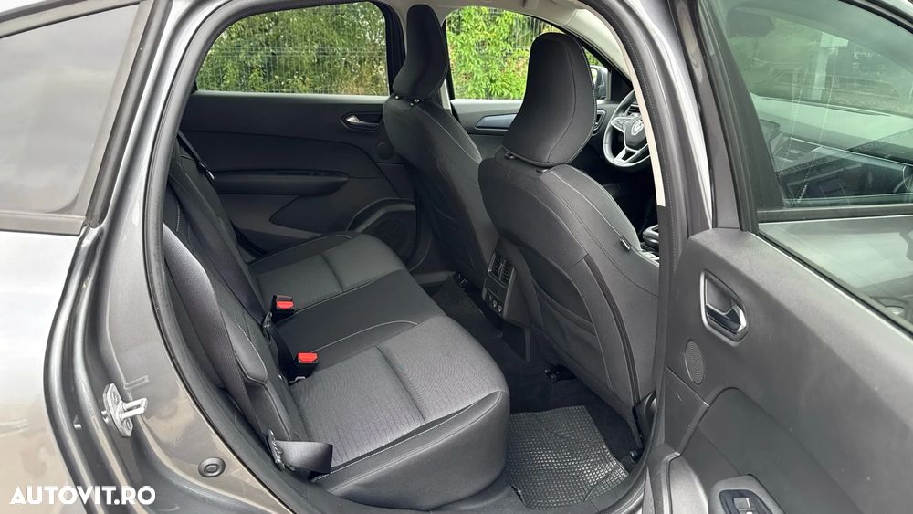 Renault Arkana E-TECH 145 Evolution - 37