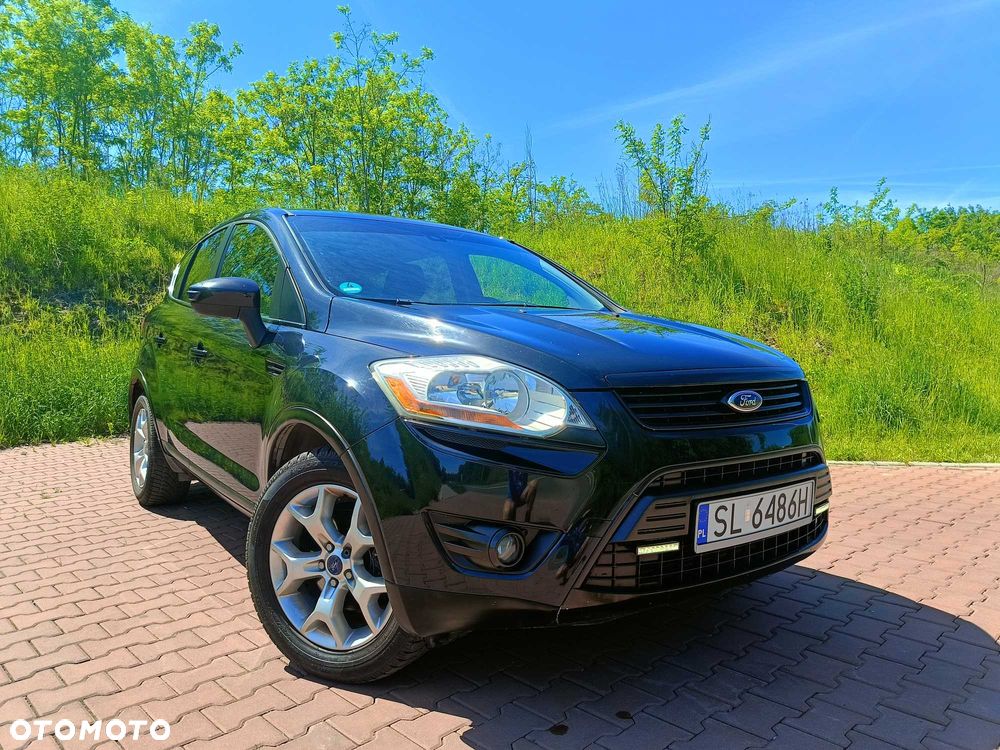 Ford Kuga - 1
