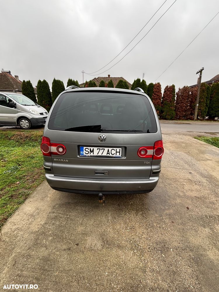 Volkswagen Sharan 1.9TDI Comfortline - 3