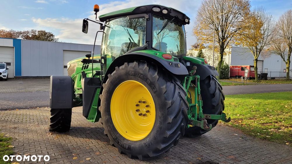 John Deere 6150R - 8