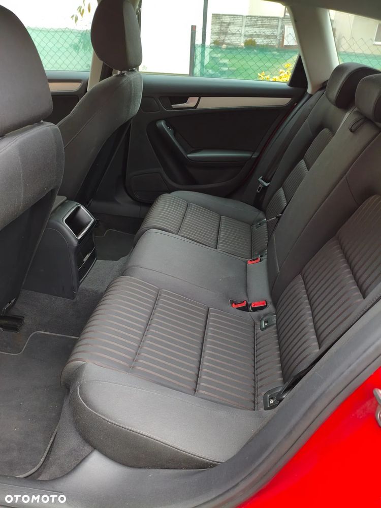 Audi A4 Avant 2.0 TDI DPF - 13