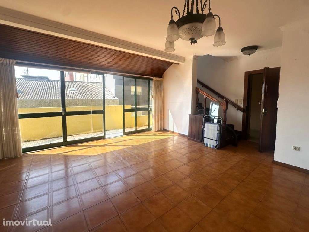 T4 Duplex c/ Terraço em 1ª Linha de Mar na Póvoa de Varzim - Grande imagem: 2/32