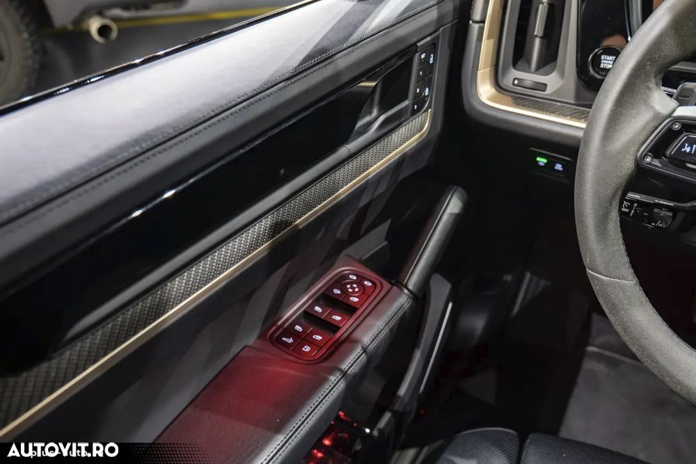 Porsche Cayenne Turbo E-Hybrid - 11