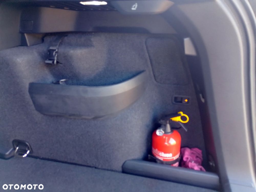 Skoda Karoq 1.5 TSI ACT 4x2 Ambition DSG - 24