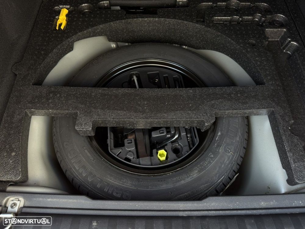 Peugeot 2008 1.2 PureTech Allure - 17