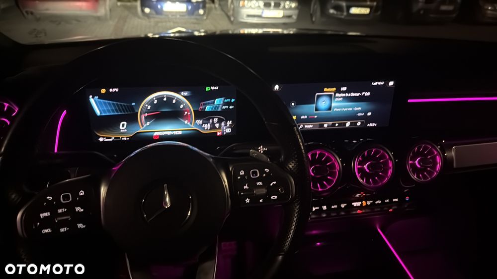 Mercedes-Benz GLB AMG 35 4Matic AMG Speedshift DCT 8G - 38