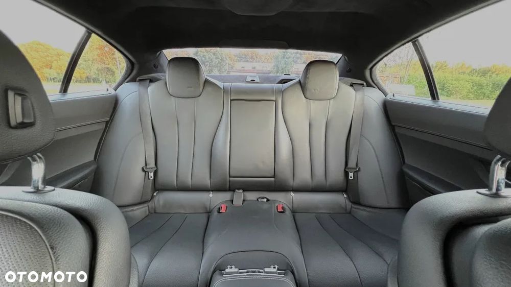 BMW Seria 6 640i xDrive - 13