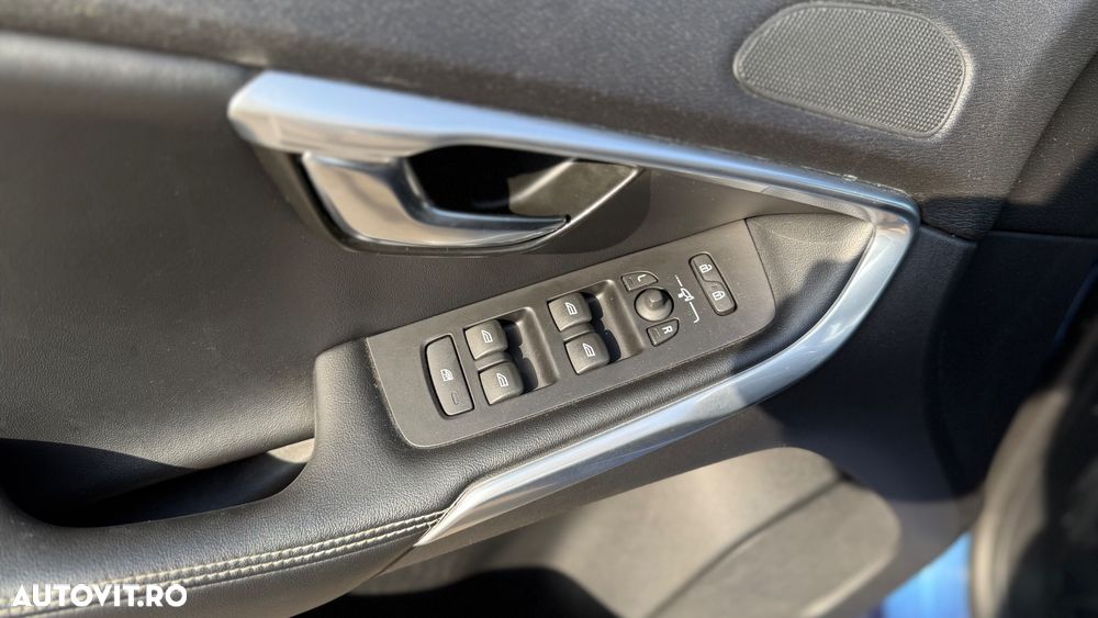 Volvo V40 T3 Aut. Inscription - 10