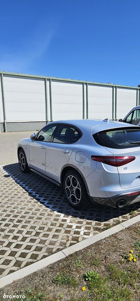 Alfa Romeo Stelvio 2.0 Turbo TI Q4 - 5