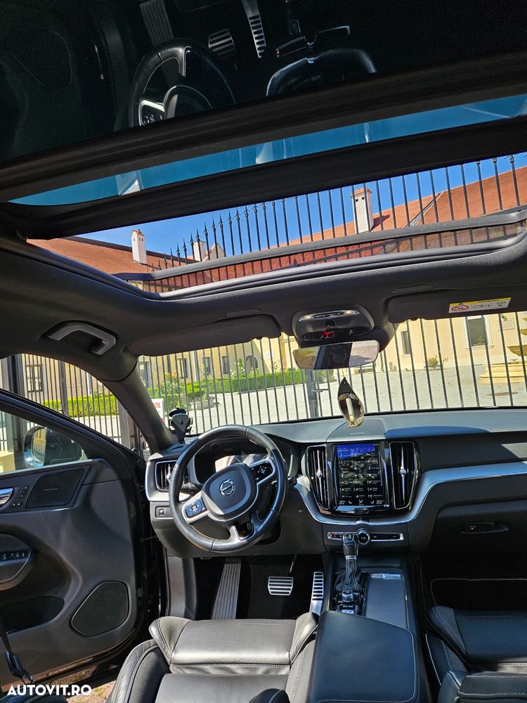 Volvo XC 60 D4 R-Design - 3