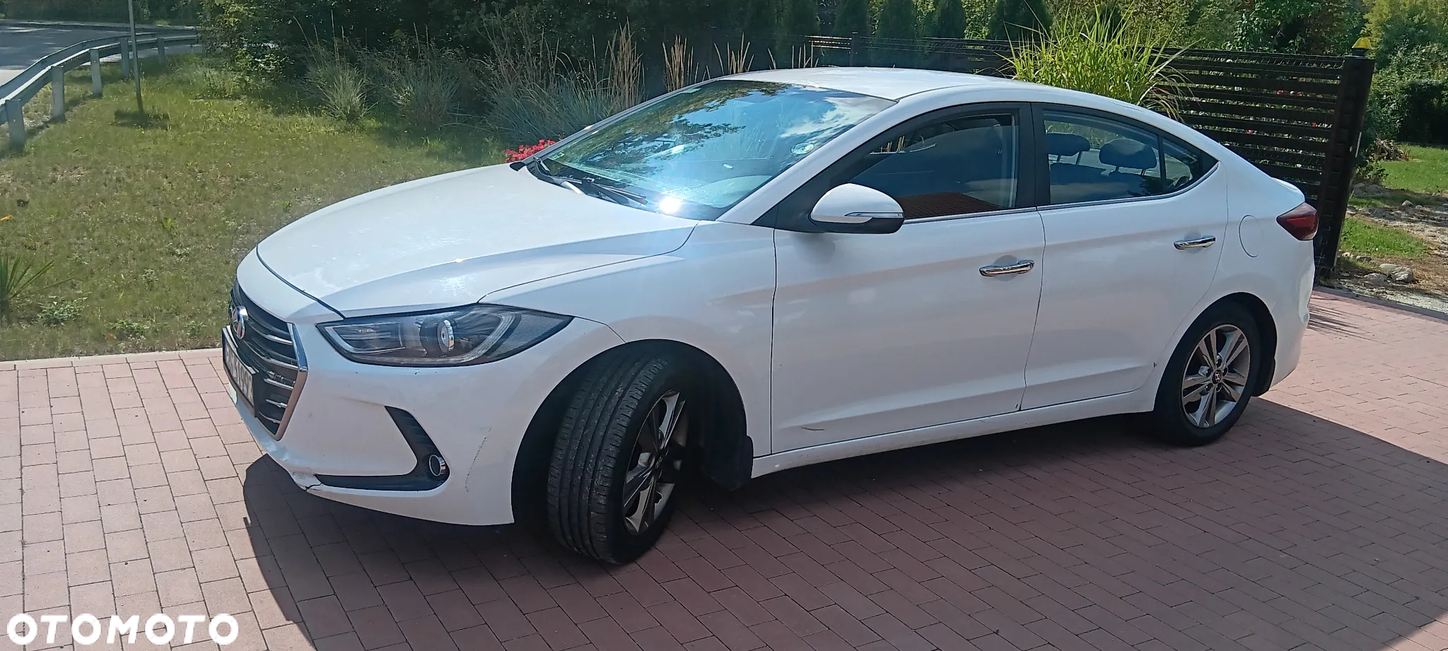 Hyundai Elantra 1.6 Comfort - 7