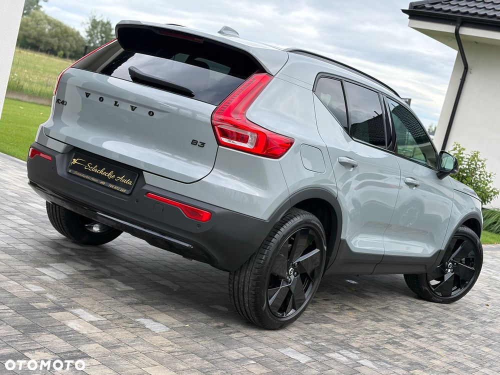 Volvo XC 40 B3 B DKG Ultra Black Edition - 7