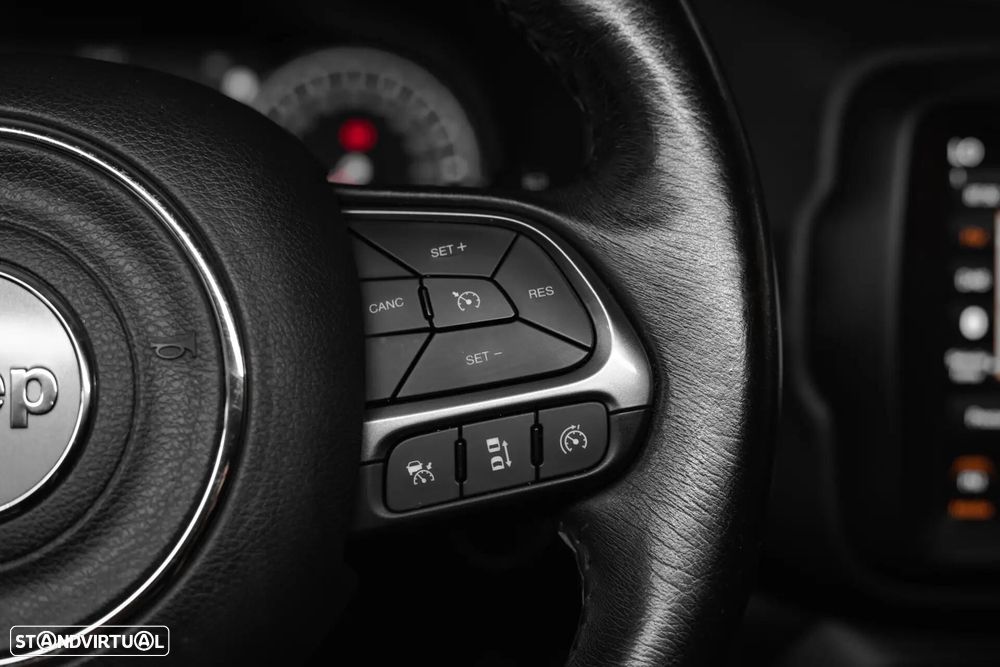 Jeep Renegade 1.0 T Limited - 25
