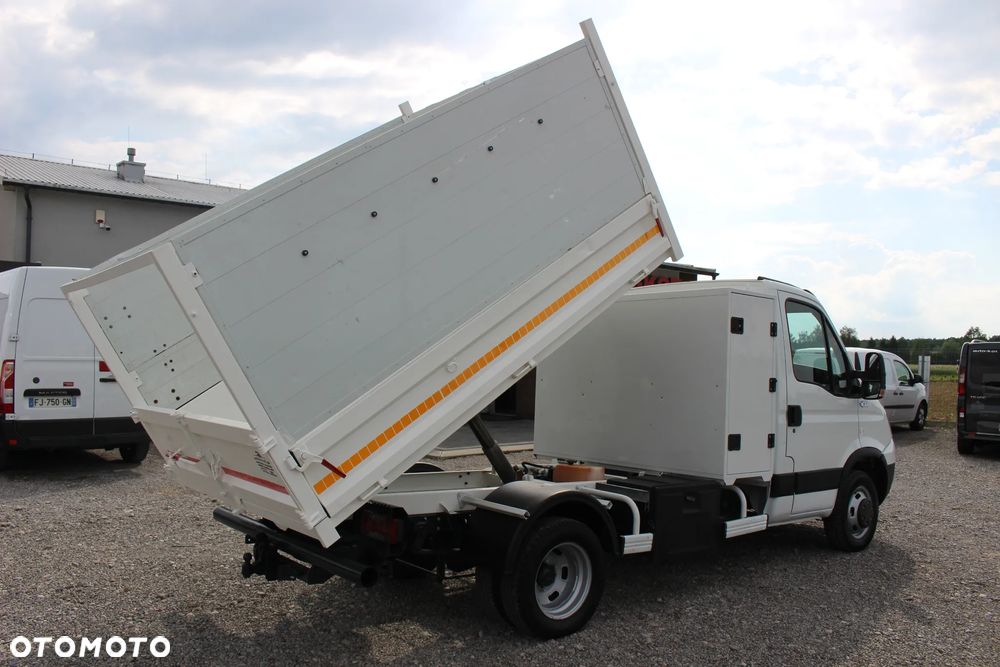 Iveco DAILY 35C15 *3.0* /WYWROTKA / *SERWIS FR* / IDEALNY STAN / - 13