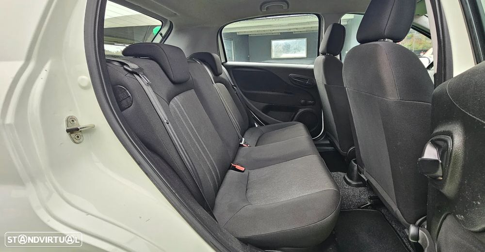 Fiat Punto 1.2 Lounge S&S - 25