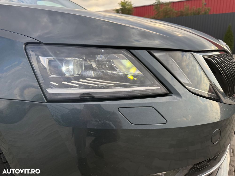 Skoda Octavia 2.0 TDI DSG Ambition - 19
