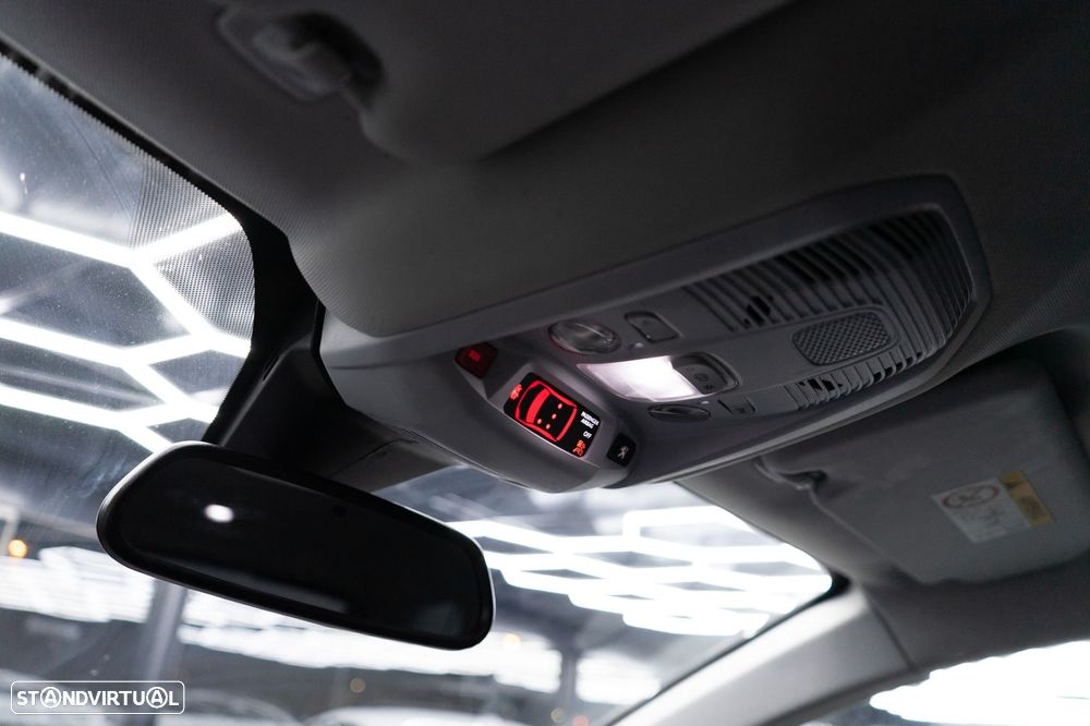 Peugeot 3008 BlueHDi 130 Stop & Start EAT8 Allure - 47