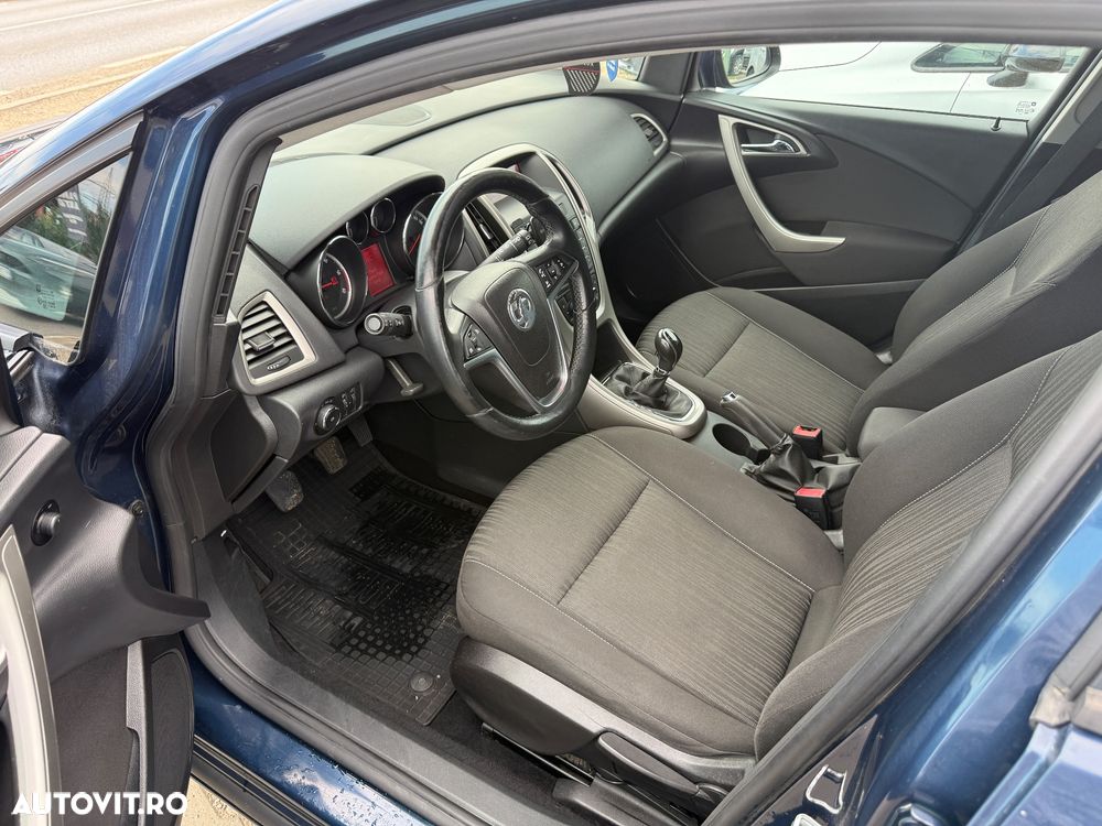 Opel Astra 1.7 CDTI Cosmo - 10