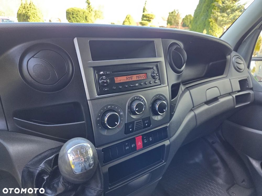 Iveco 35S13 - 21