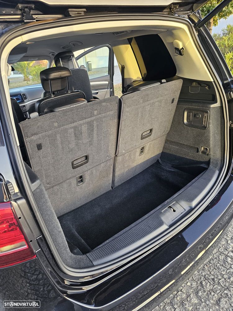 VW Sharan - 19