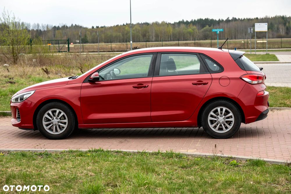 Hyundai i30 1.4 Classic + - 6