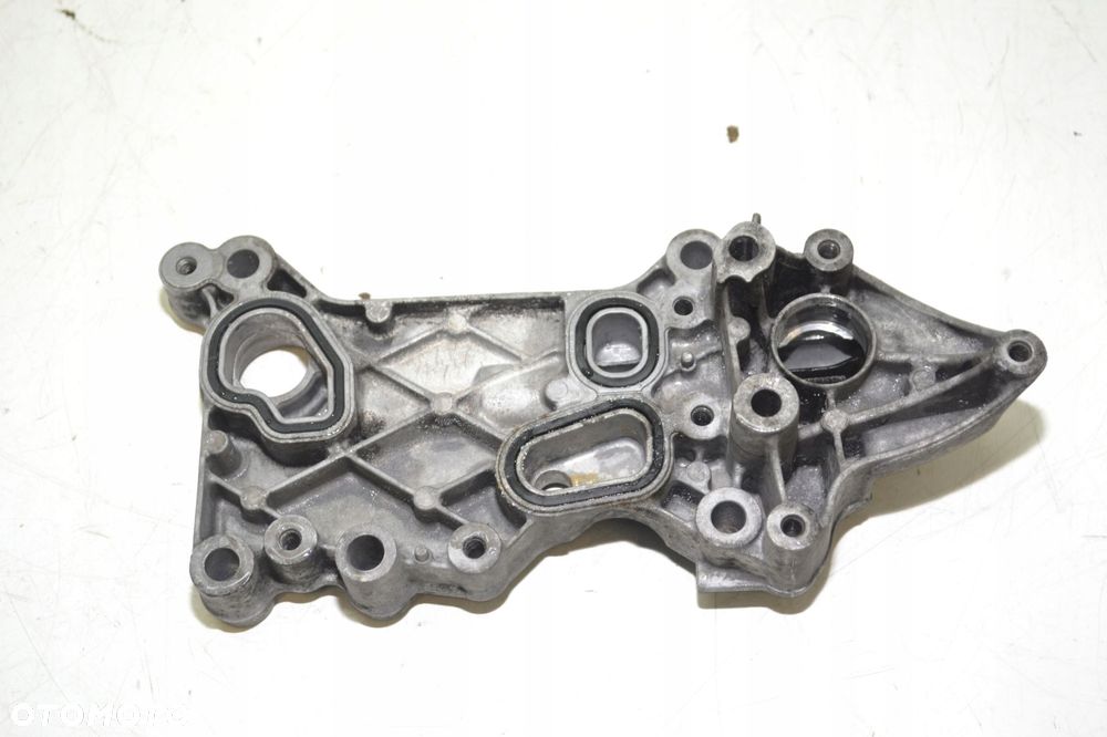 MERCEDES SPRINTER W906 2.2 CDI PODSTAWA FILTRA OLEJU 70362380 - 1