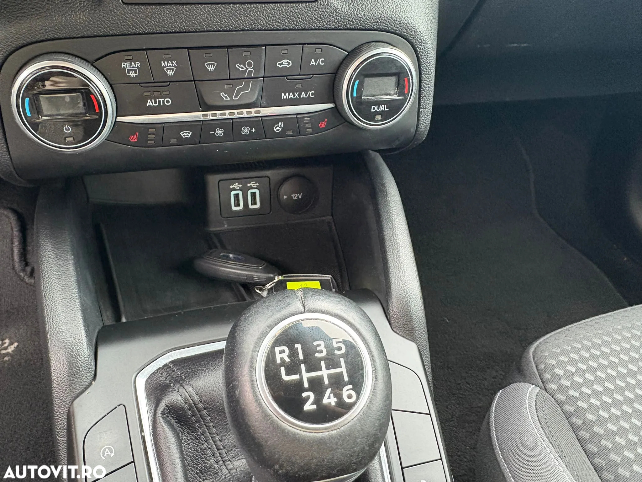 Ford Focus 1.5 EcoBlue Active Business - 11