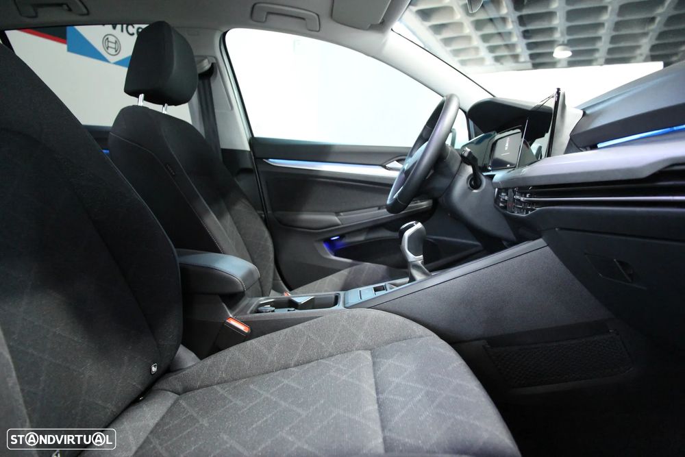 VW Golf 1.0 TSI Life - 6