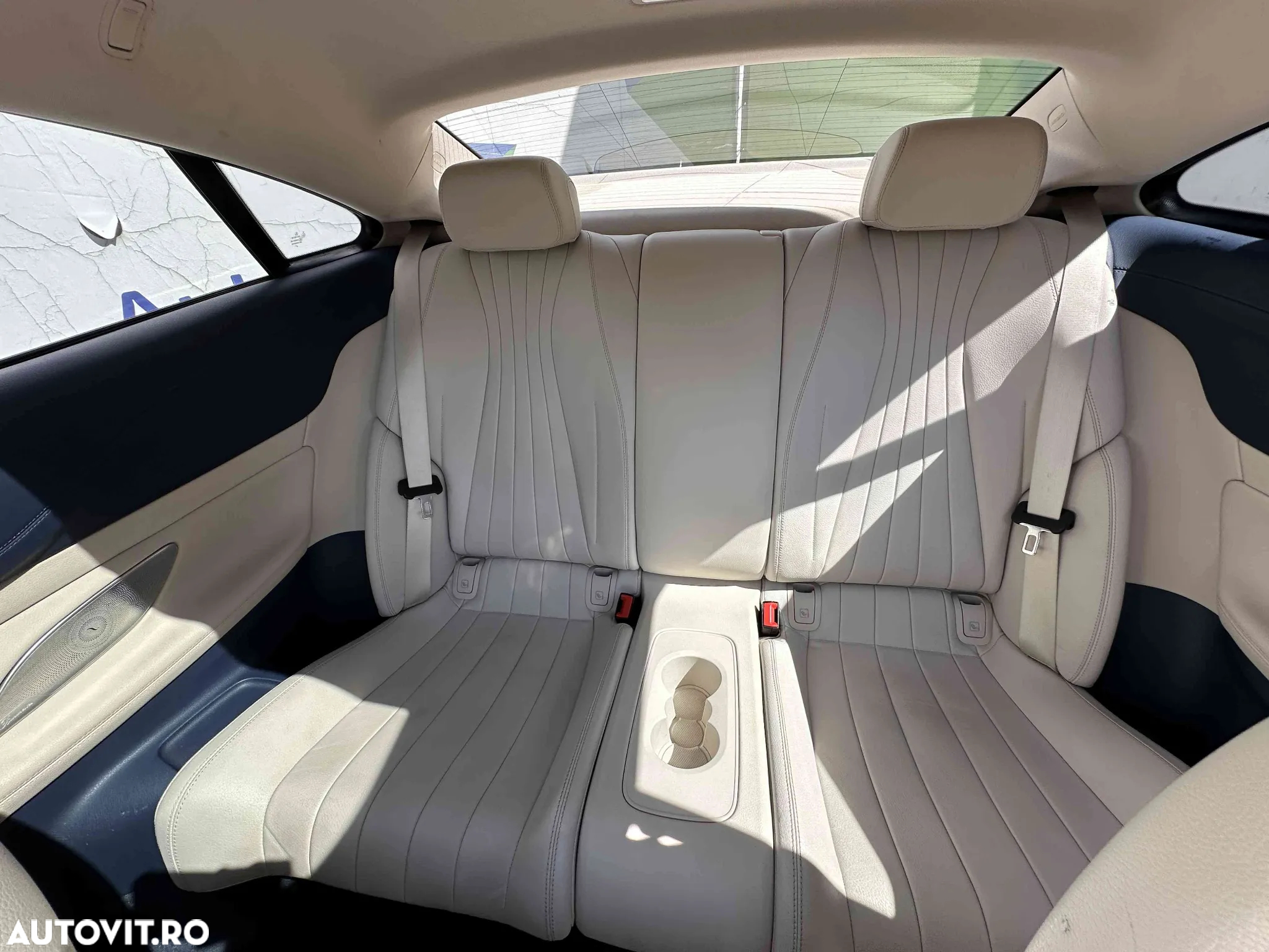 Mercedes-Benz E - 5
