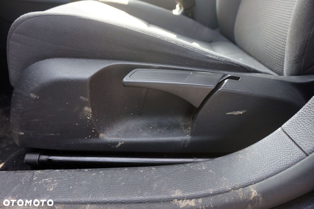 FOTEL PRZEDNI LEWY GOLF V KOMBI  VOLKSWAGEN 2003-2009 - 3