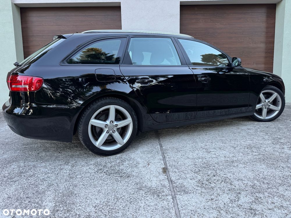 Audi A4 Avant 2.0 TDI - 10