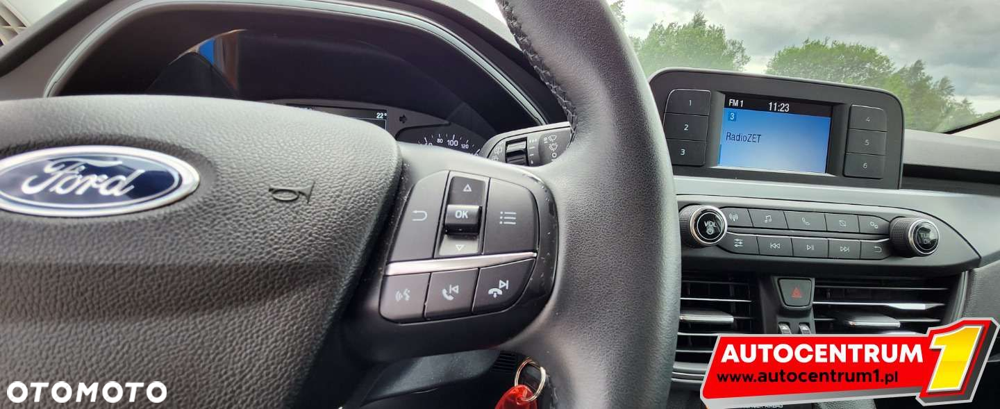 Ford Focus - 25