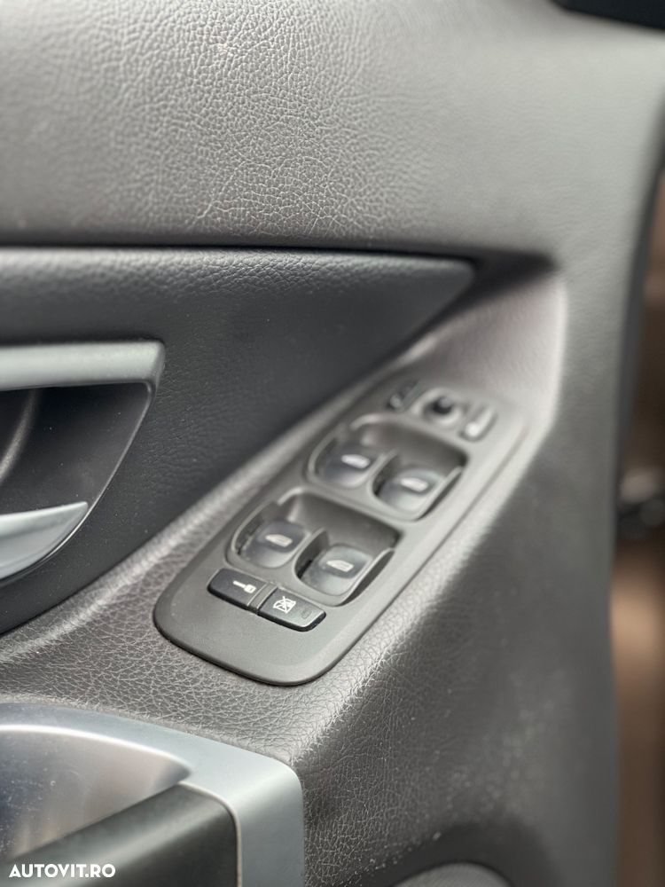 Volvo XC 90 D5 AWD Summum - 8