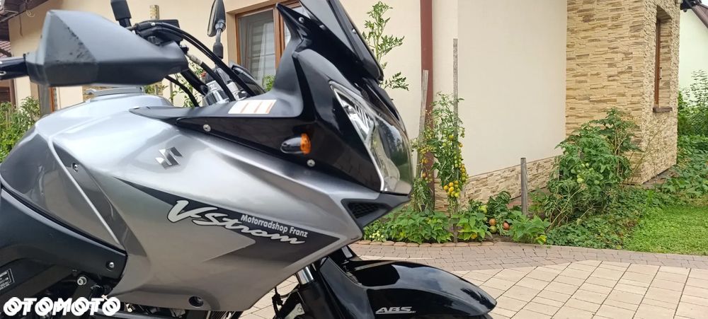 Suzuki V-STROM - 32