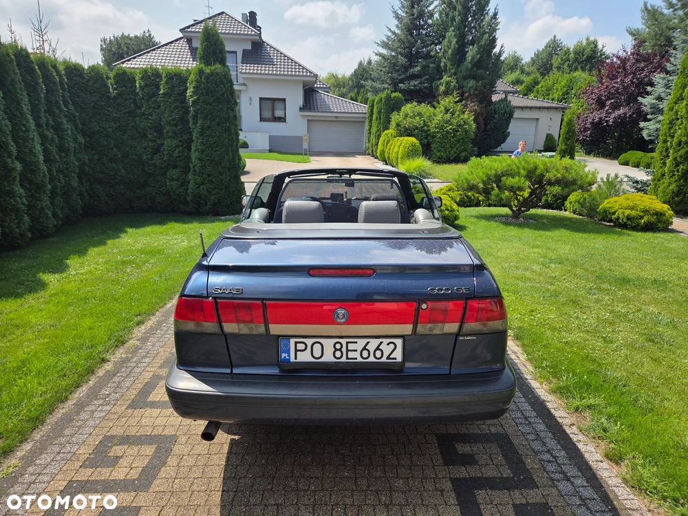 Saab 900 - 8