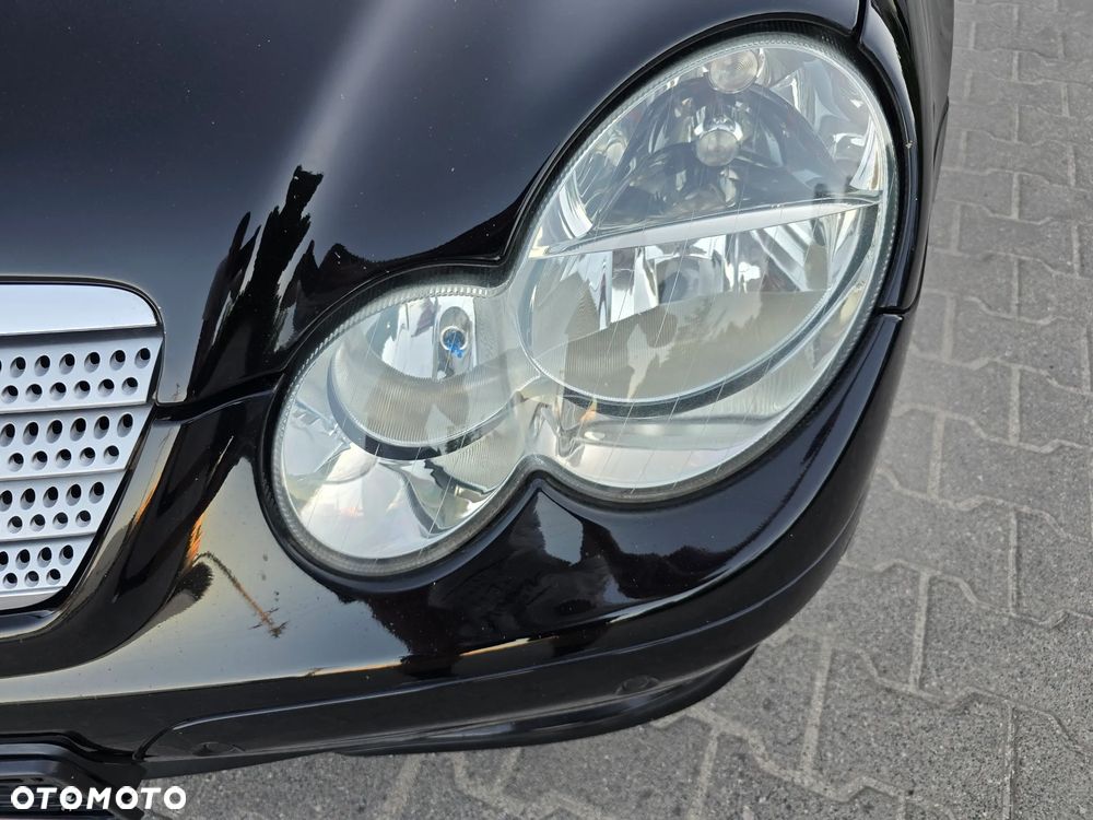 Mercedes-Benz Klasa C 200 Kompressor Sport Edition - 38