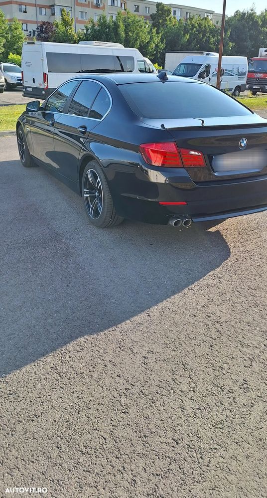 BMW Seria 5 525d Aut. - 4