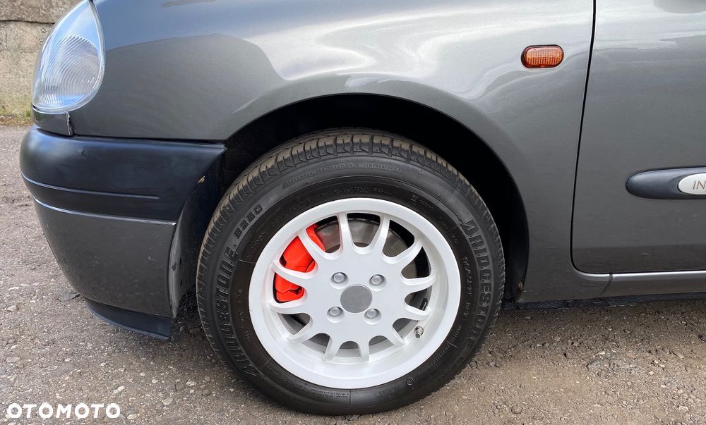 Renault Clio - 7